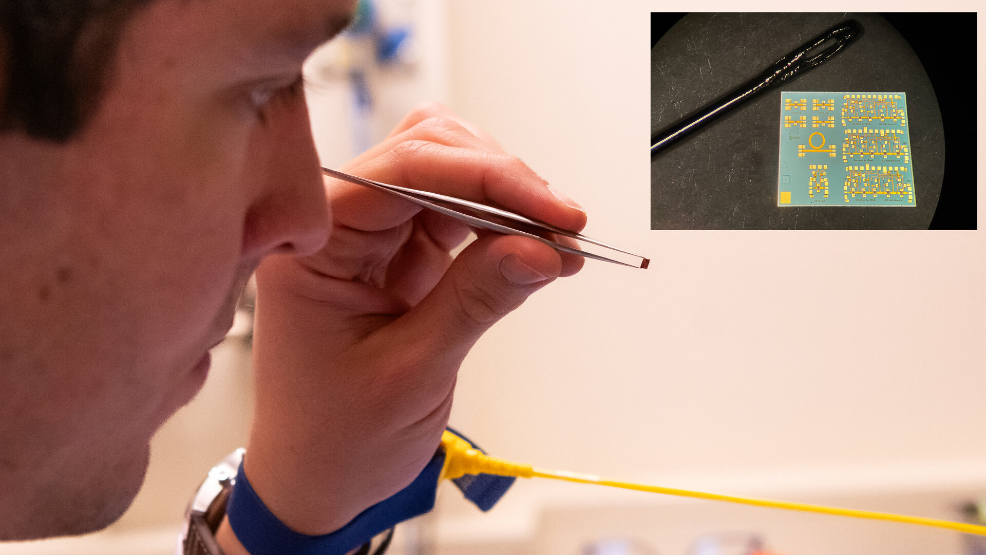 Puce spatiale de la taille d'une graine : un bijou technologique révolutionnaire