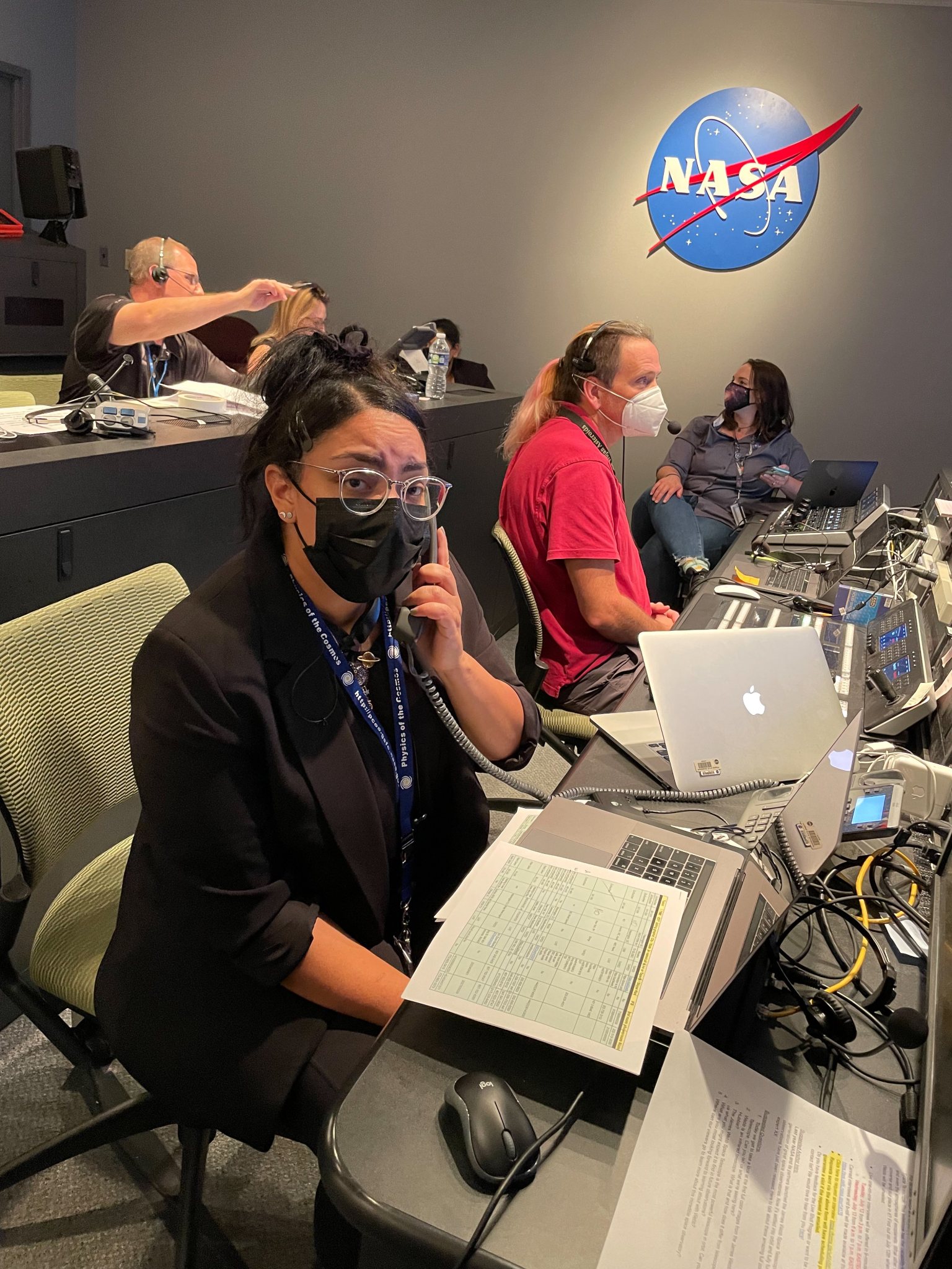 La stagiaire de la NASA trouve l'espoir dans la Lune