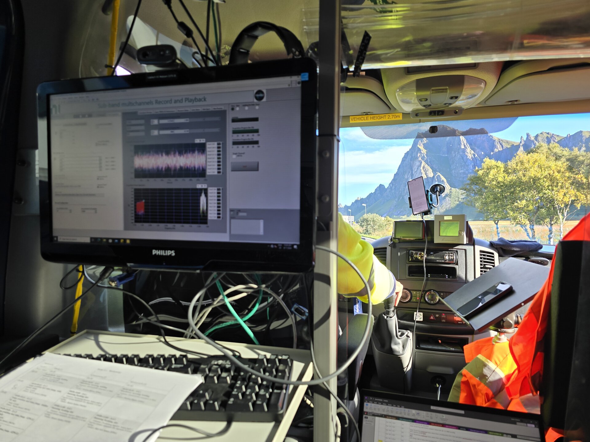 ESA’s NavLab on wheels: an Arctic mission