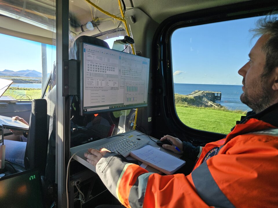 ESA’s NavLab on wheels: an Arctic mission