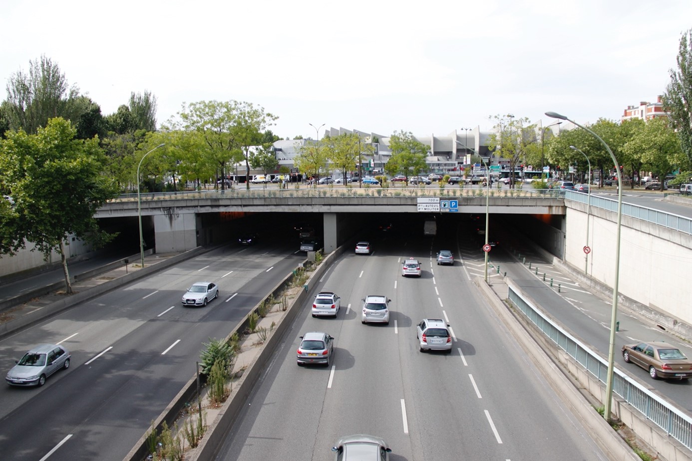 Grand Paris : les déplacements jouent un rôle majeur dans l’exposition au bruit, surtout à cause du temps passé en voiture et dans le métro