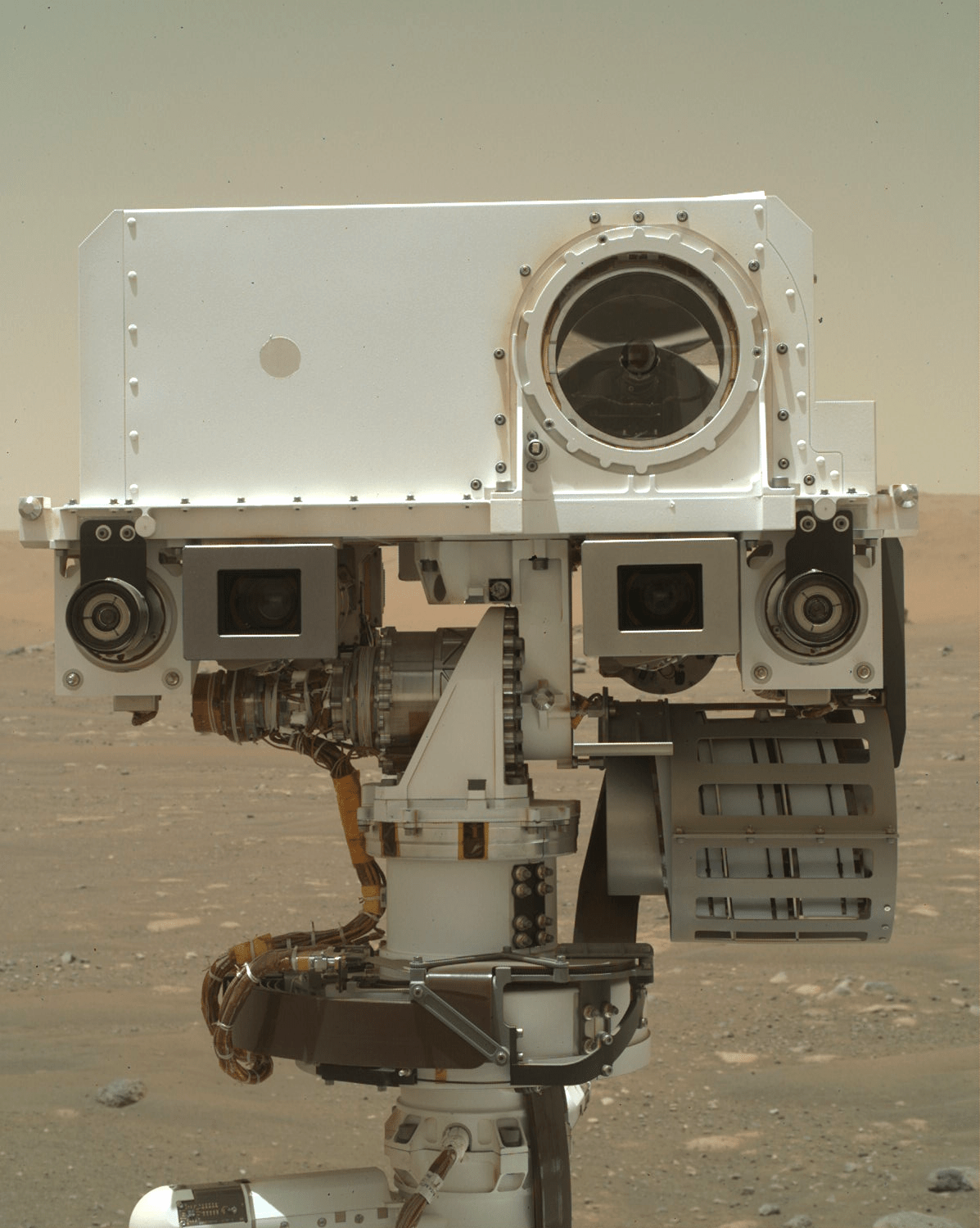 Curiosity Blog, Sols 4589 – 4592: Setting up to explore Volcán Peña Blanca