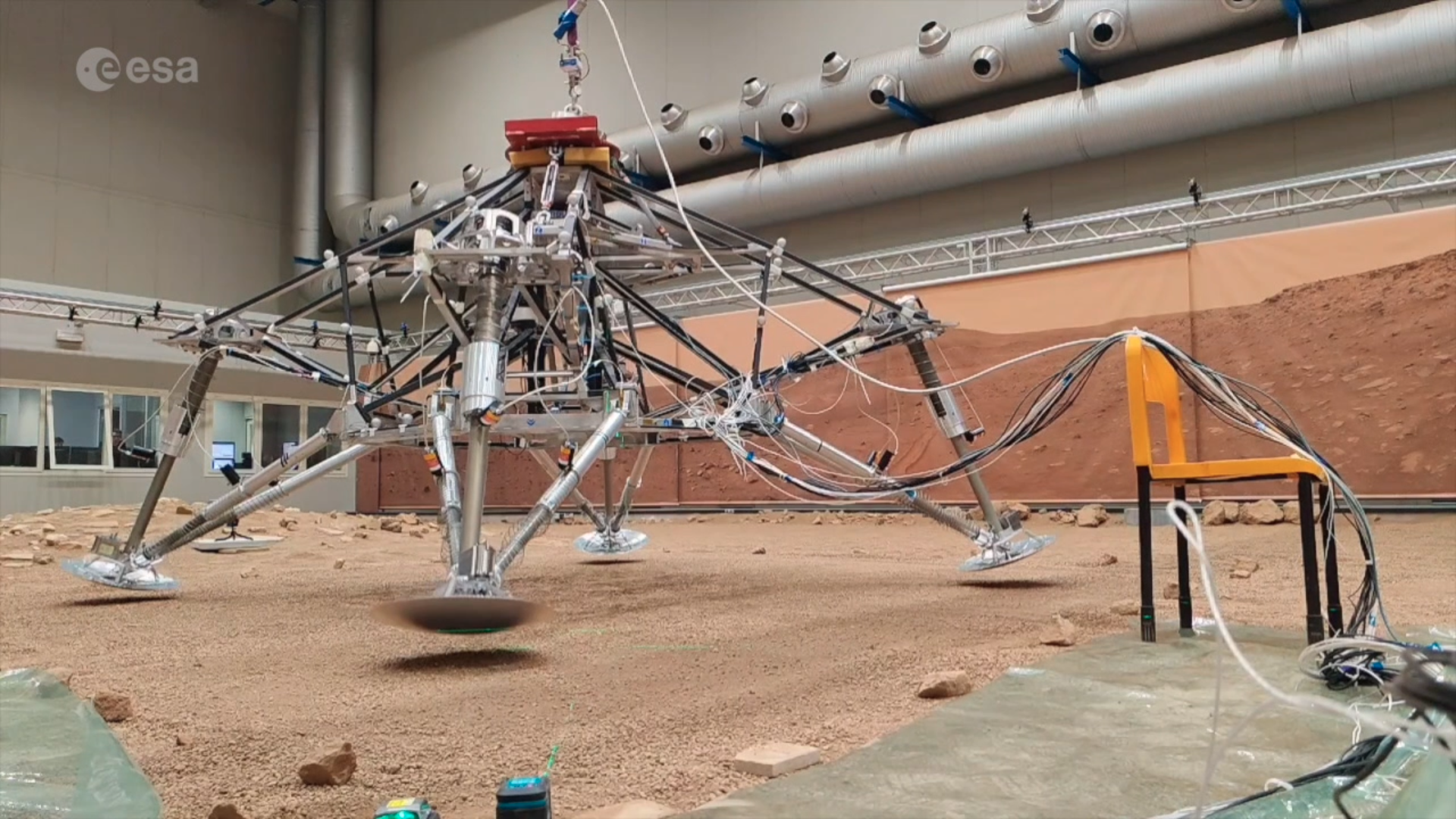 EXCLUSIF : Le secret INCONNU des ingénieurs européens pour un atterrissage PARFAIT sur Mars ! Vous n'allez pas en croire vos yeux...