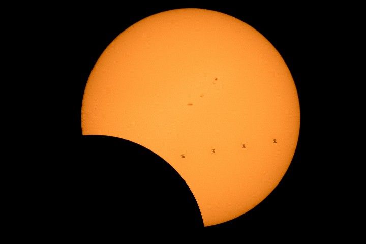 RÉVÉLATION CHOC : Le 3 mars 2026, la Lune va ENFIN changer de couleur, et voici TOUT ce que vous devez savoir pour ne rien manquer !