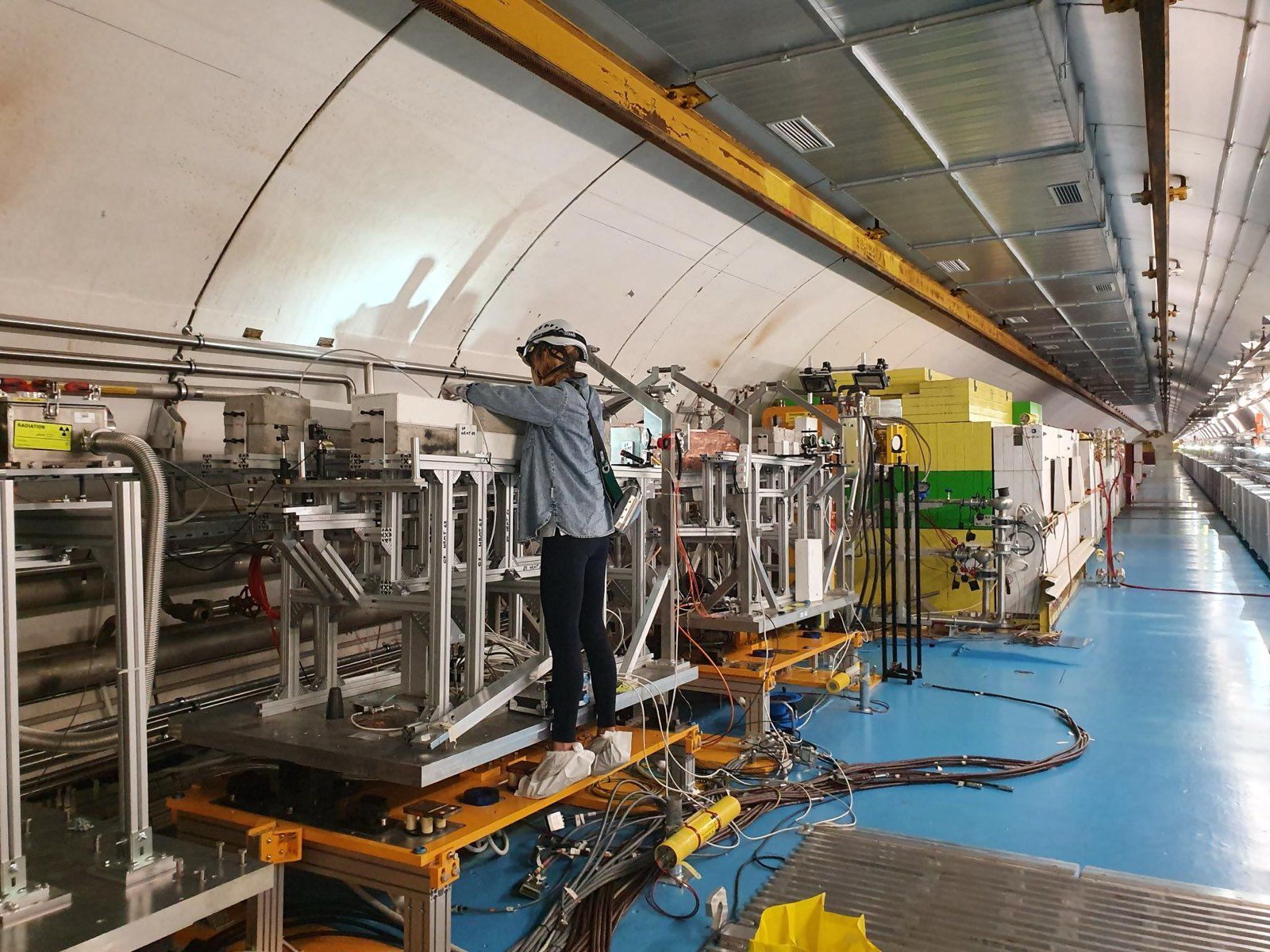 LA VÉRITÉ CHOC SUR LES ASTÉROÏDES : Le CERN révèle comment sauver la Terre d'un impact fatal !