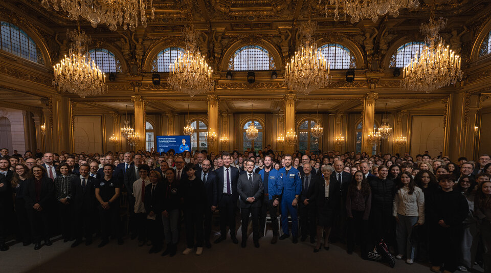 RÉVÉLATION CHOC : Le Président Macron et l'astronaute Sophie Adenot : Ce que s'est VRAIMENT passé à l'Élysée pour son premier vol spatial !