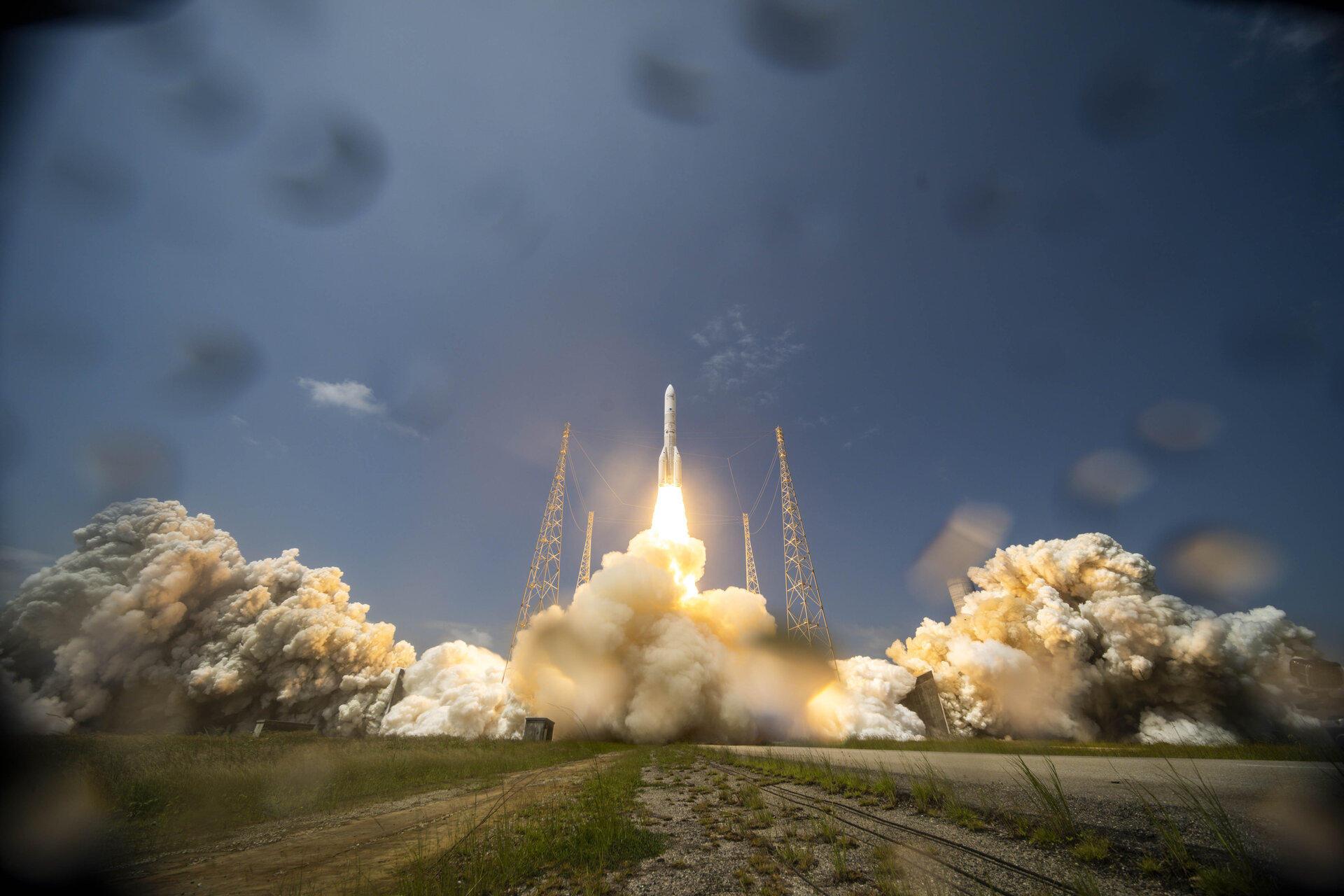 RÉVÉLATION SPATIALE : L'amour de l'ESA vu du ciel va vous faire fondre !