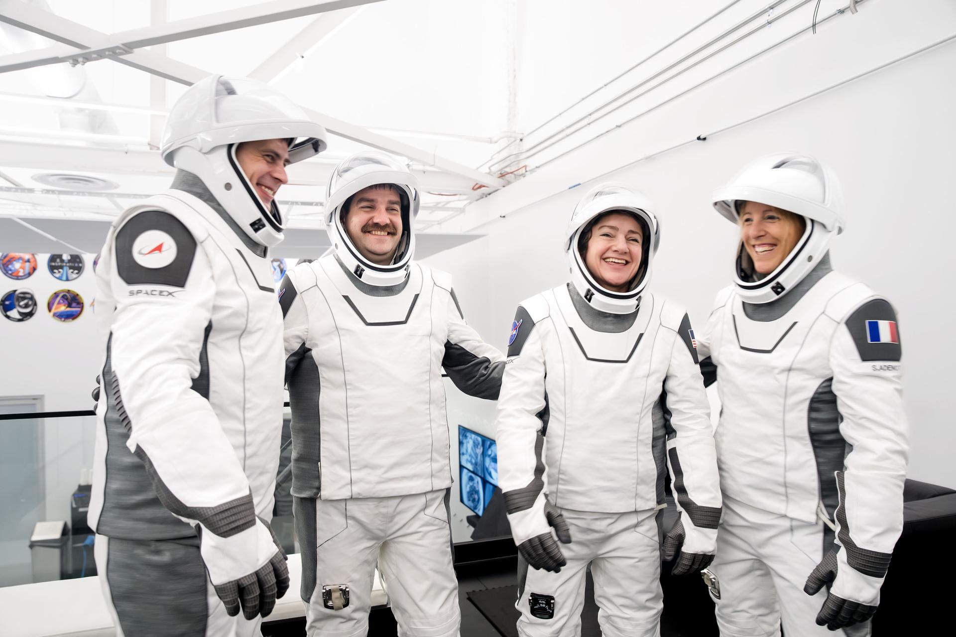 RÉVÉLATION EXCLUSIVE : Ce que la mission SpaceX Crew-12 va CHANGER pour l'avenir de l'humanité !