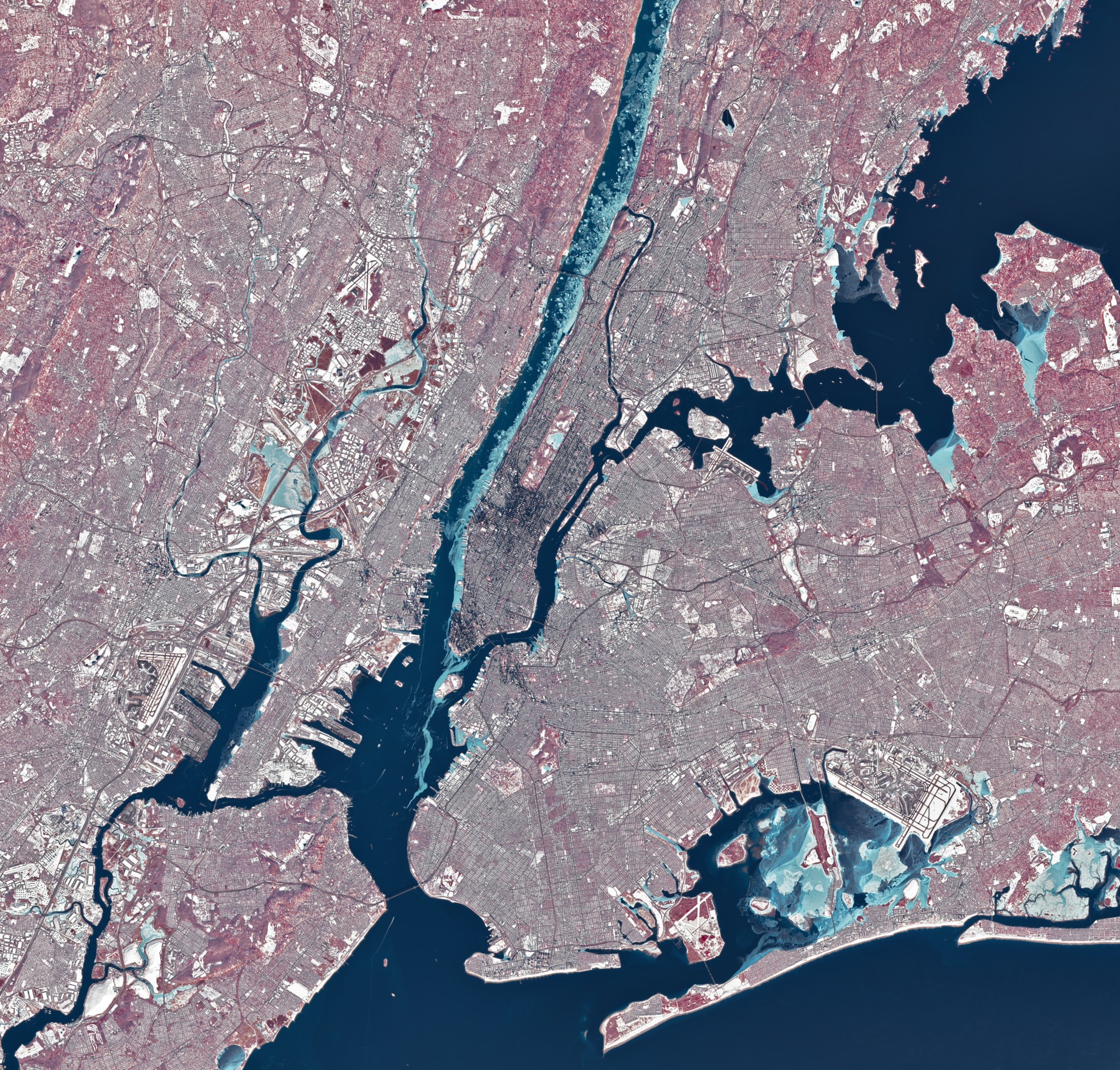RÉVÉLATION CHOC : Le fleuve Hudson glacé de New York dévoile un secret grâce à cette technologie spatiale méconnue !