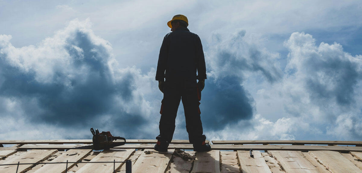 Pourquoi les salaires résistent-ils aux crises ?