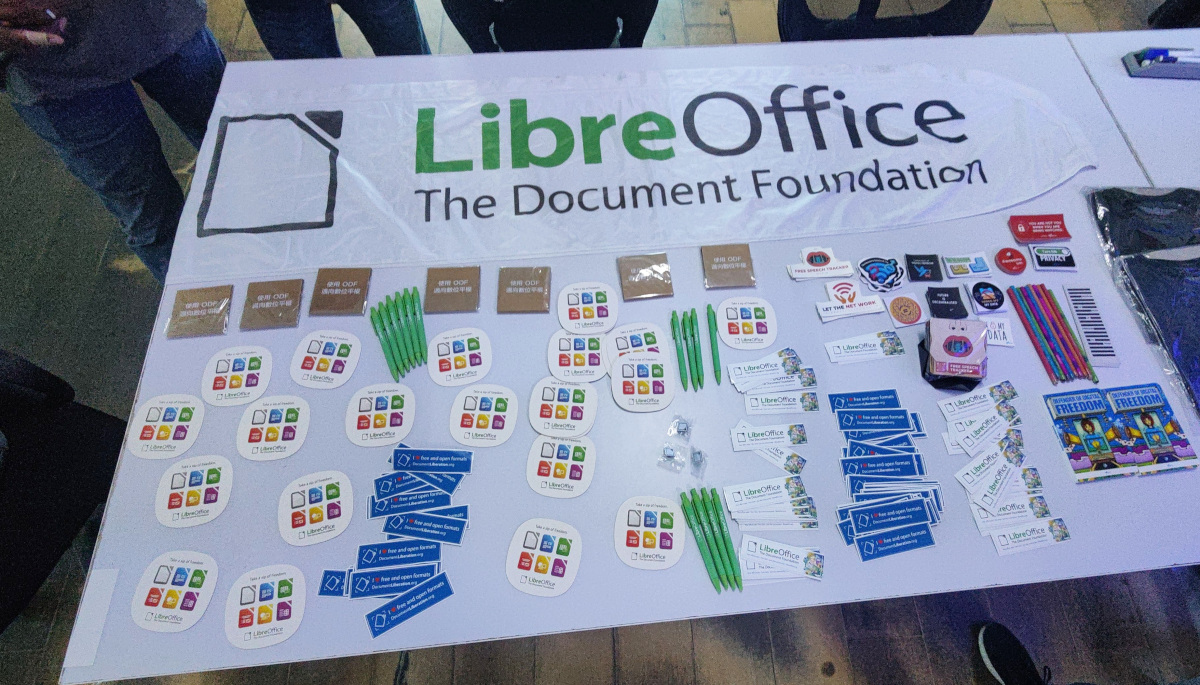 LibreOffice at Document Freedom Day in Noida, India